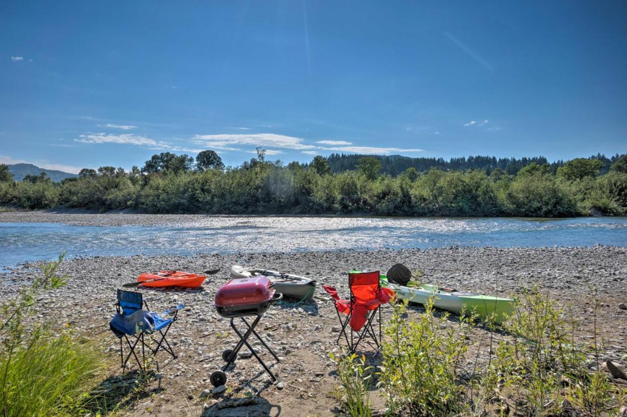 Quaint Riverside Reprieve With Kayaks And Floats! 브루킹스 외부 사진